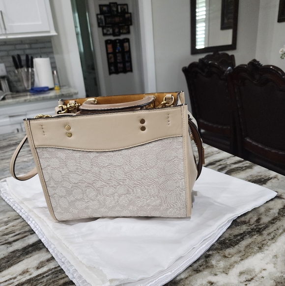 Coach SHOULDER BAG - Picture 4 of 7